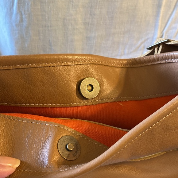 NWOT Handbag  Snap Closure  Interior & Exterior Pockets with Zippers Made In USA - Picture 5 of 7